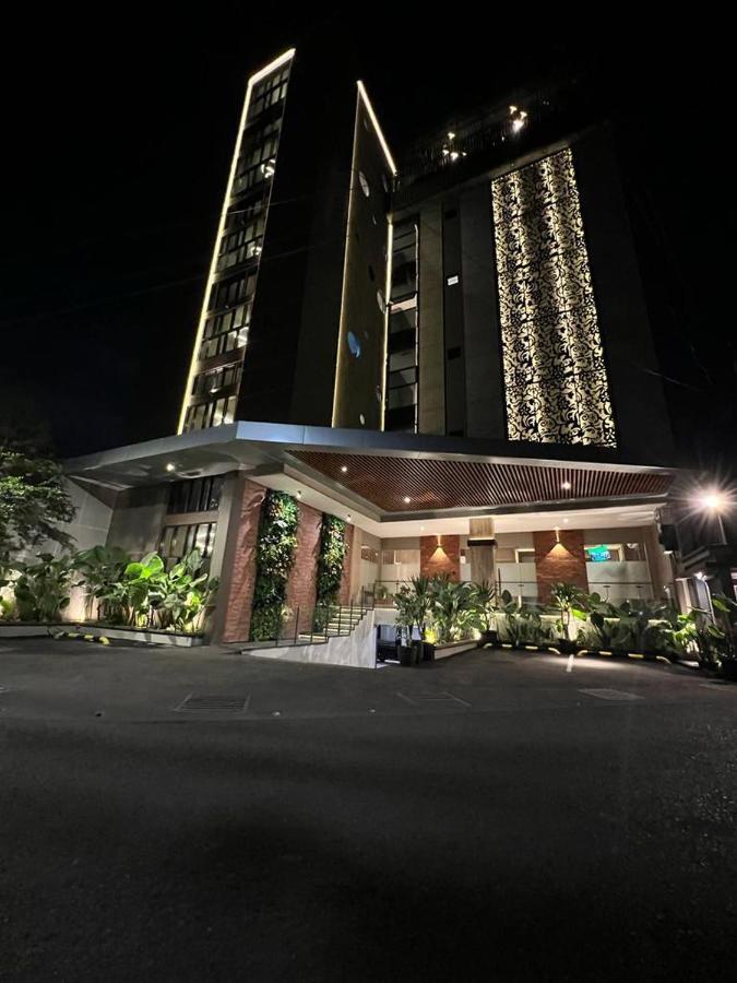 The Mango Suites By Flat06 Jakarta Exterior photo